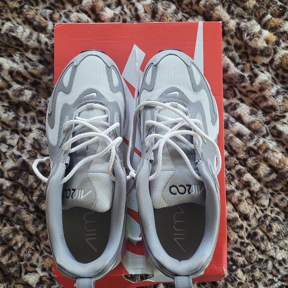 Nike Air Max 200 - Picture 2 of 2